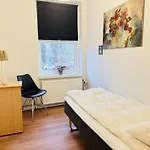 Apartment Aday - 5 Bedrooms Modern Living In Langholt