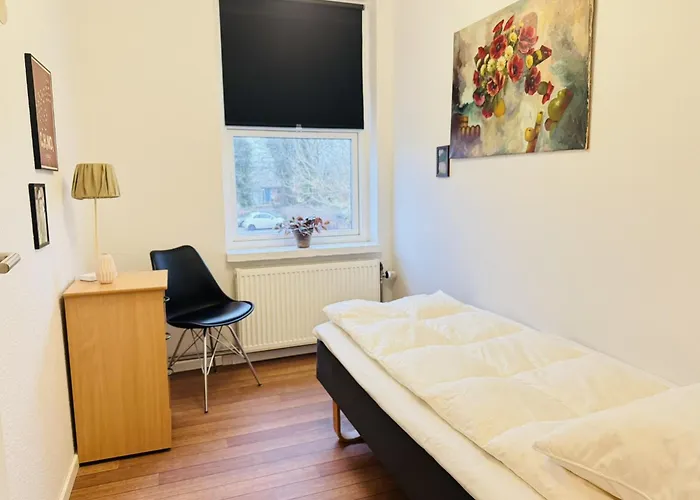 Apartment Aday - 5 Bedrooms Modern Living In Langholt